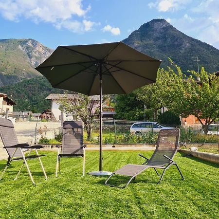 Casa Vacanza Lo Nânò Fenis Exterior foto